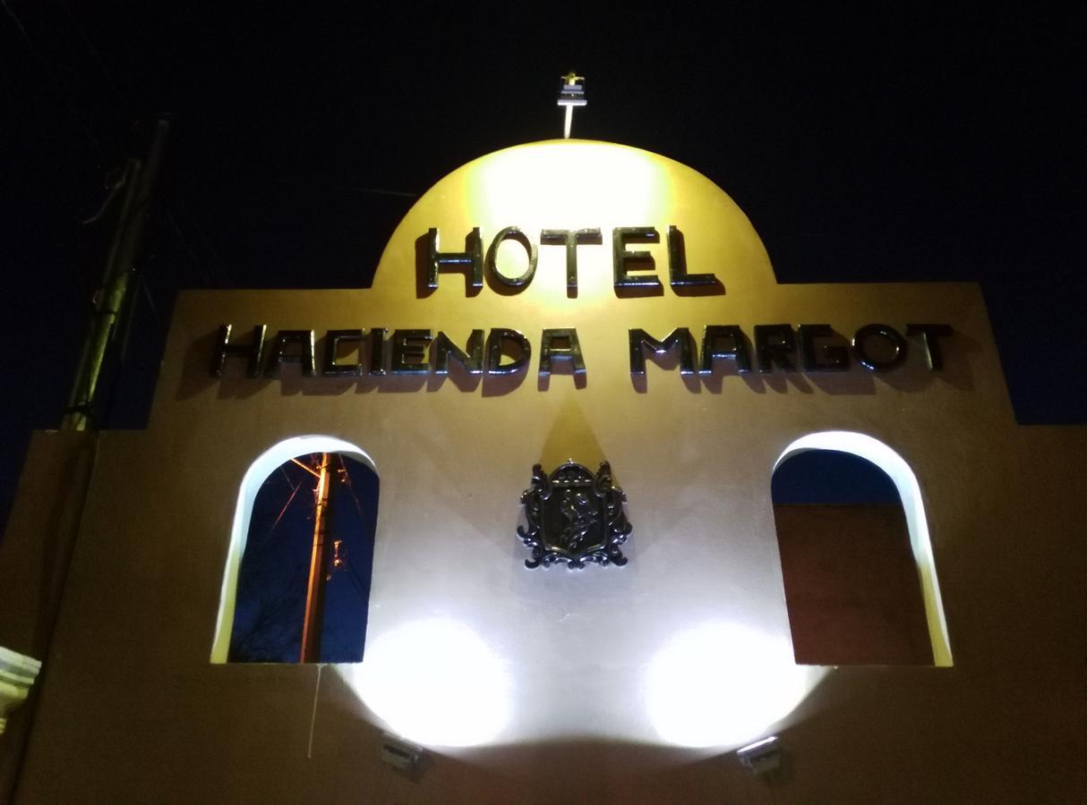 Hotel Hacienda Margot Valladolid  Exterior photo